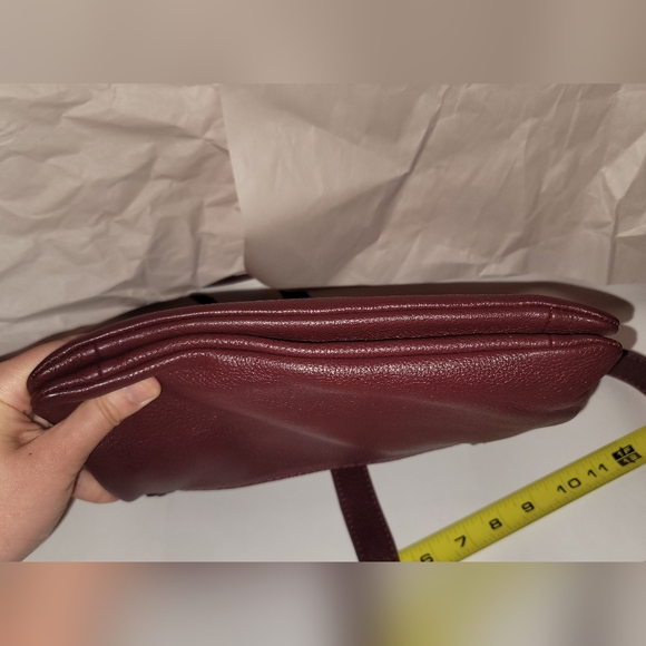 NWoT Danier Wine Red Double Compartment Crossbody Purse - Picture 6 of 6